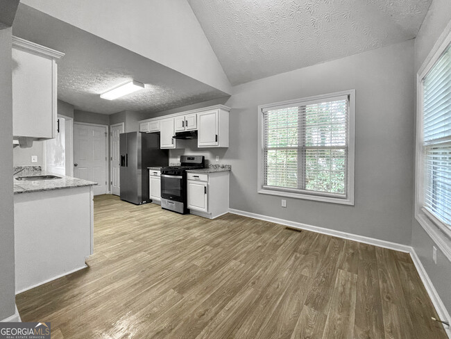 Photo - 6825 Wells Ct