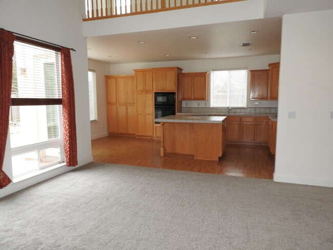 Photo - Fabulous Serrano Home