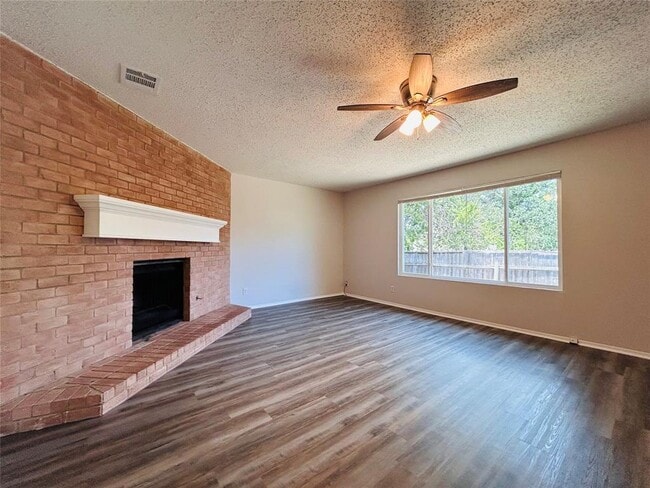 Photo - 6202 Libyan Dr