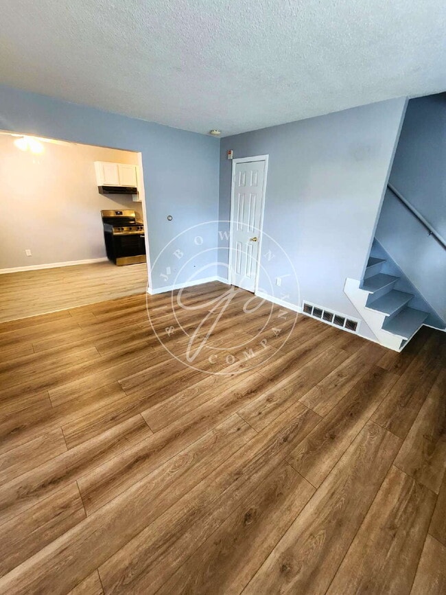 Photo - **Beautifully Updated 2-Bedroom Townhome** Unit D