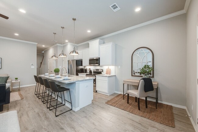 Photo - 4009 Oaklawn St