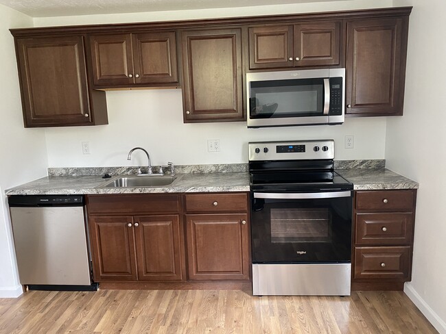 Kitchen - 5813 Grant St Apartments Unit 5813