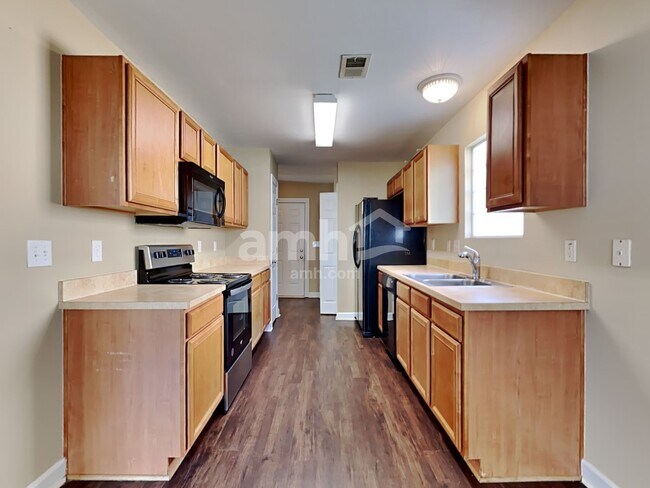 Photo - 222 Garden Grove Dr