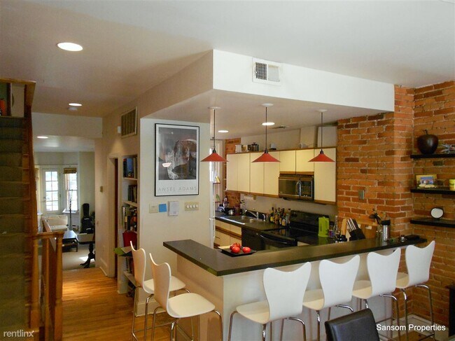 Photo - 3404 Sansom St