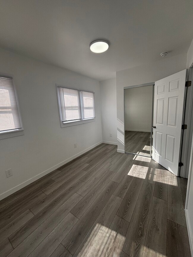 Photo - 1956 1/2 Park Grove Ave