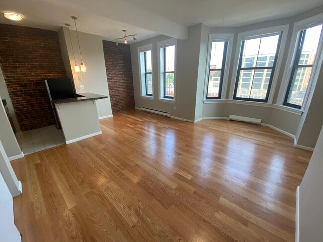 Photo - 30 Isabella St