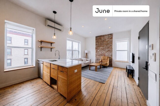 Room in Shared 5 bed/2 bath home in Prospect Lefferts Gardens