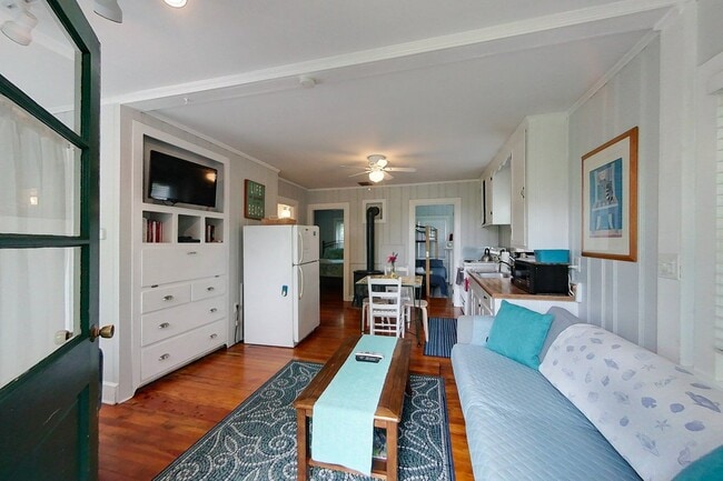 Photo - 29 Warren Ave