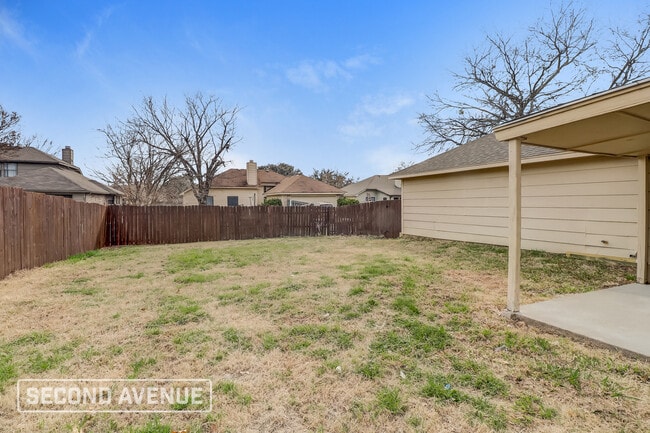 Photo - 8802 Briarwood Dr