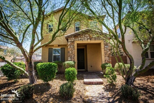 Building Photo - Stunning 4Bdm 3Ba Two-Story Home in the In...