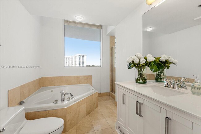 Photo - 4201 Collins Ave Unit 1202