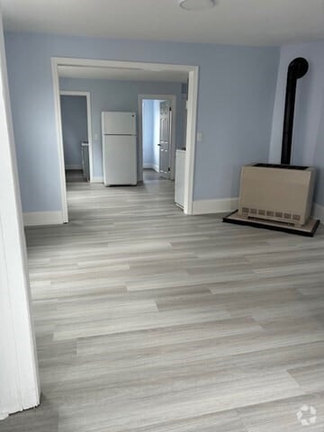 Building Photo - 14 Florence St Unit 2 Rental