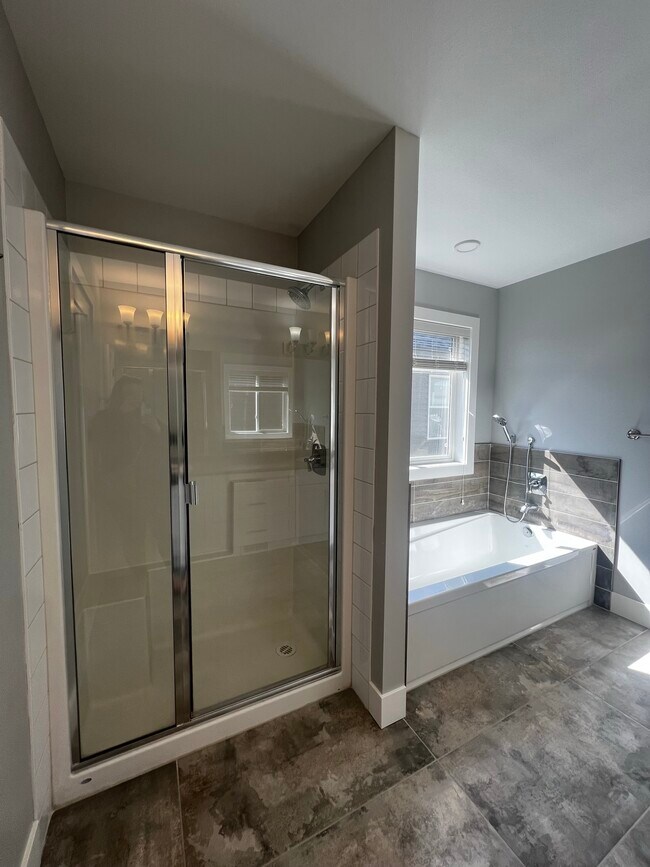 Photo - 8623-8682 Street Unit 8623