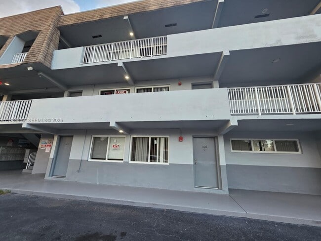 Photo - 11005 SW 1st St Unit 207