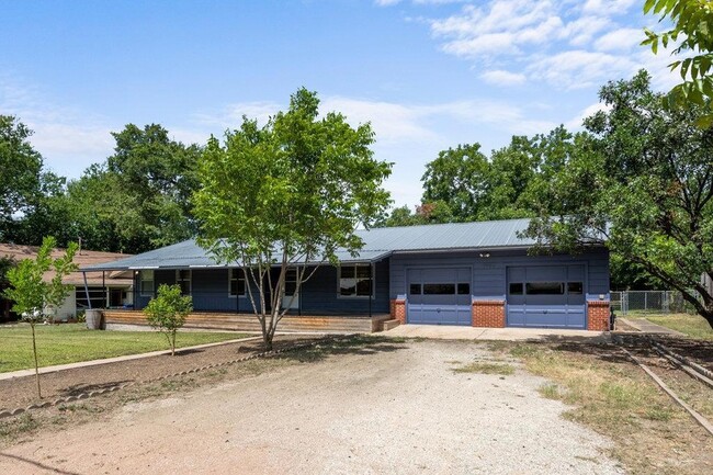Building Photo - 8908 Capitol Dr