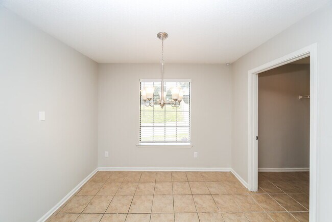 Photo - 5417 Riverdale Rd