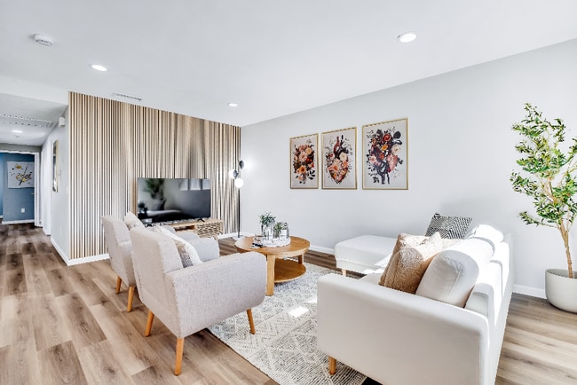 Photo - 2361 Gonzaga Ln