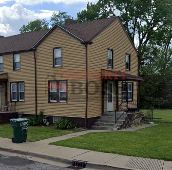 Building Photo - 1225 Lyons St