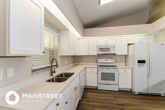 Photo - 349 SW 28th Pl