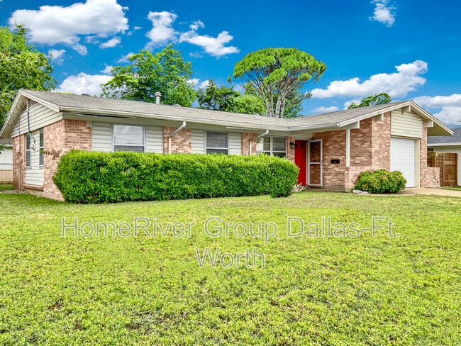 Photo - 2408 Sparling Wy House