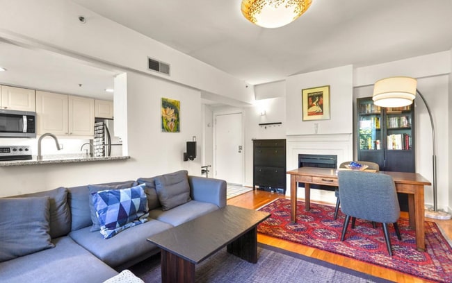 Photo - Bright Two Bedroom Dream in Dupont!