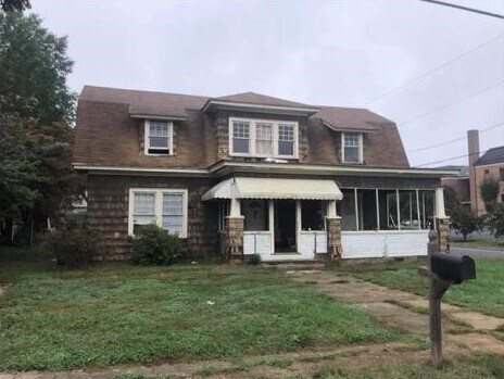 Photo - 207 E Academy St
