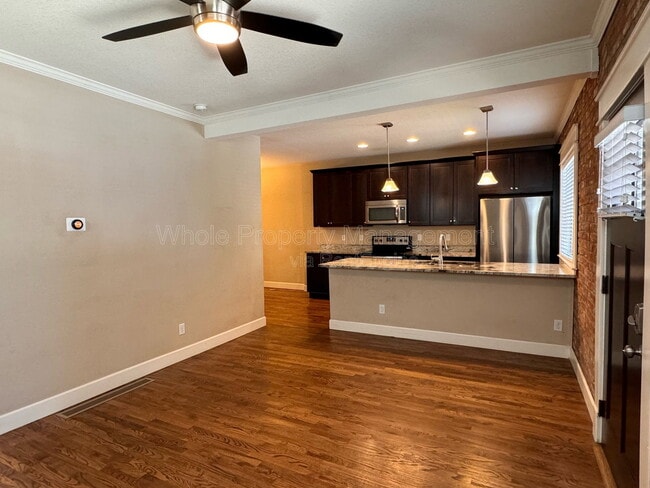 Photo - 2118 E 21st Ave