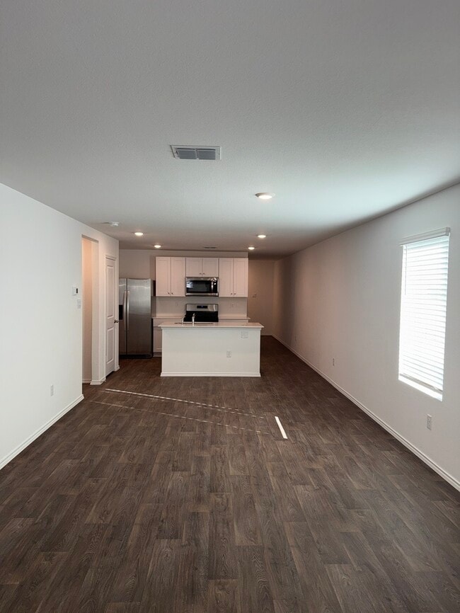 Photo - 4218 Paprika Grv