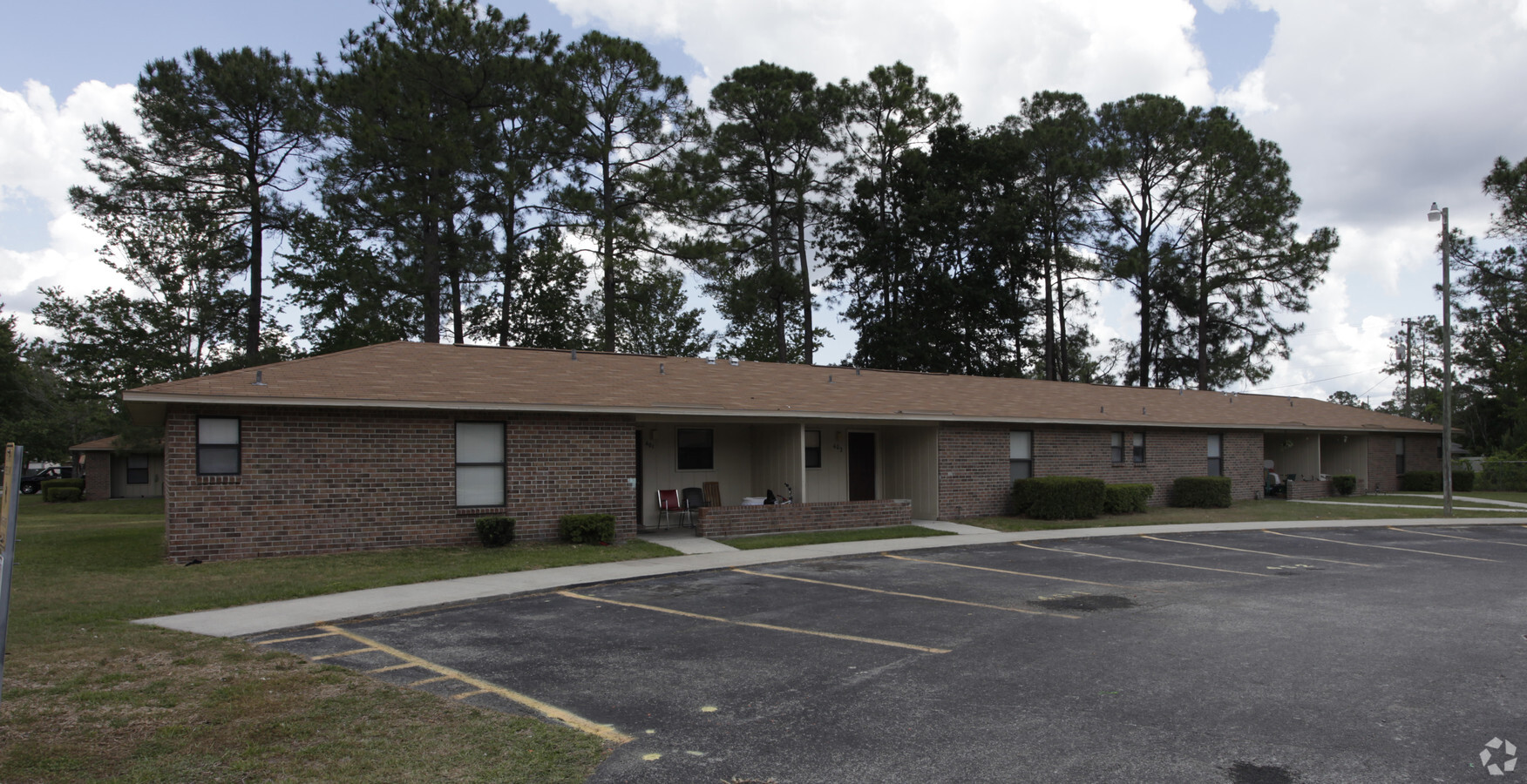 Photo - Highlands Apartments