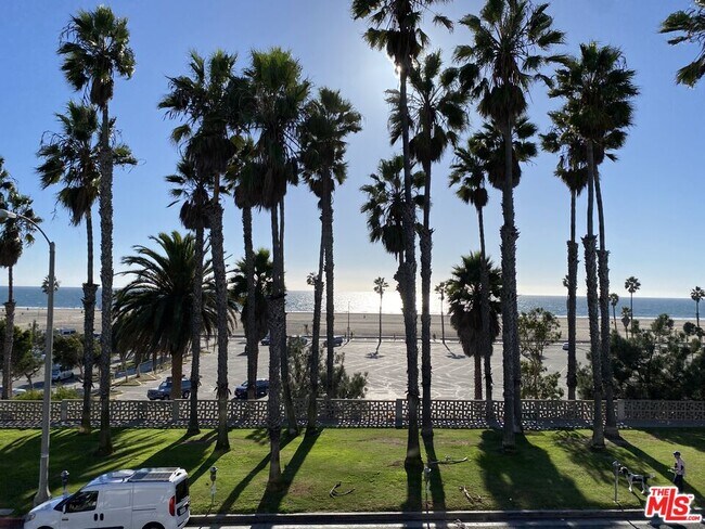 Building Photo - 2221 Ocean Ave Unit 205