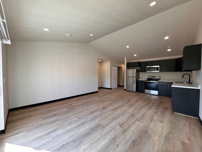 Photo - 1738-1740 Eldorado Dr Townhome