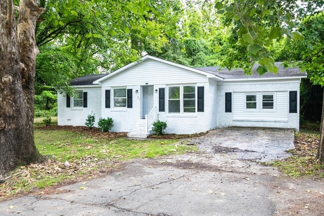 Building Photo - 27 Bethune Ct Rental