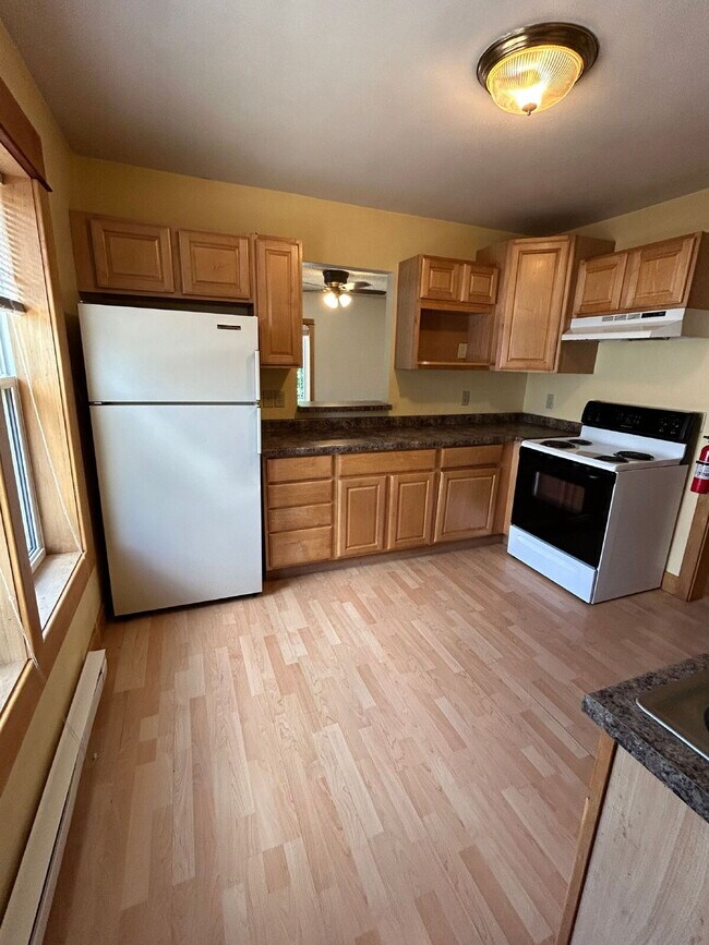 Photo - New On Market - 3 Bedroom, 1 Bathroom Duplex