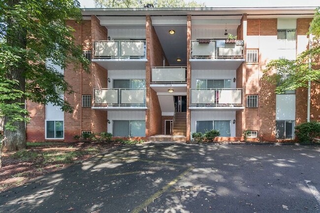 Photo - 1800-D132 Jefferson Park Ave