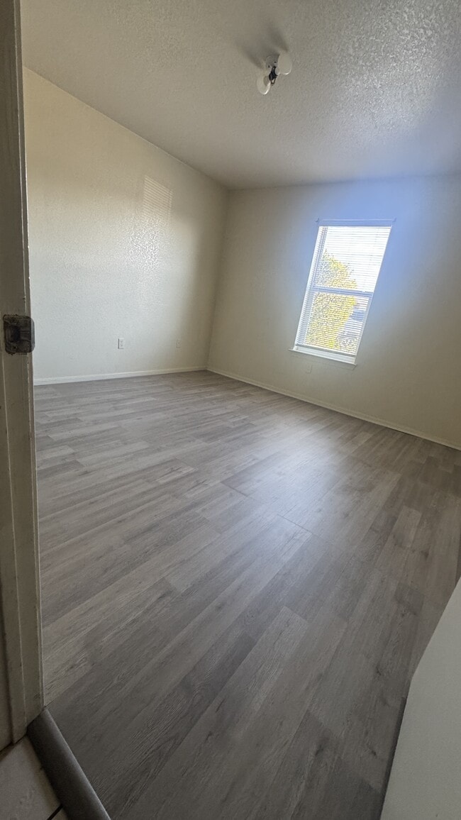 1102 Circle M Dr Unit C