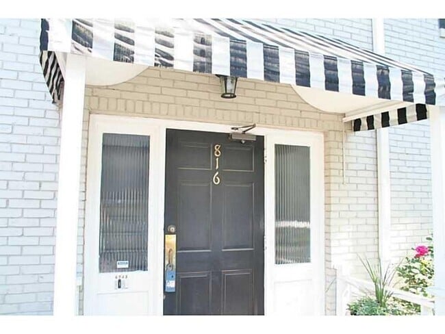 Building Photo - 816 Piedmont Ave NE Unit 3 Rental