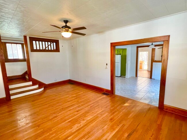 Photo - 214 Homewood Ave