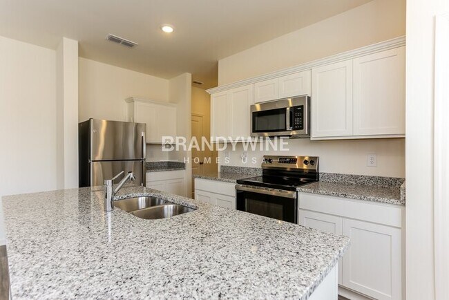 Photo - 84 Rowlett Pl