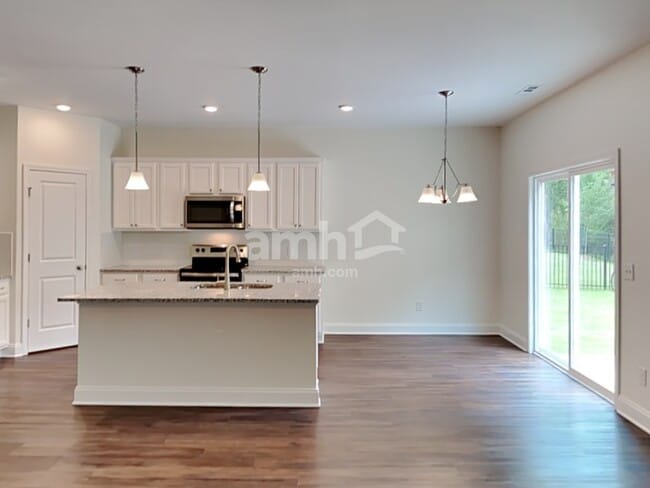Photo - 5952 Hagar Vly Dr