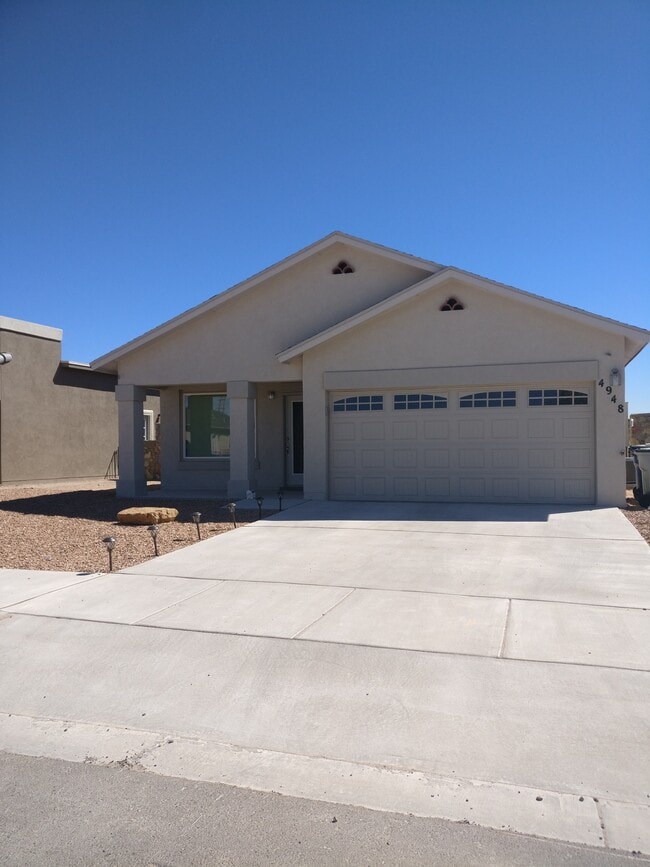 Building Photo - 4948 Marcella Santillana