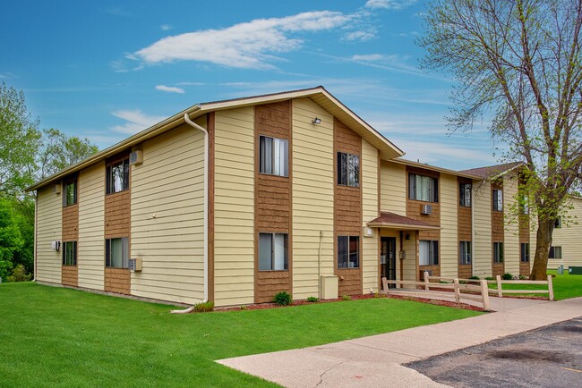 Spruce Place Apartments - Spruce Place Apartments