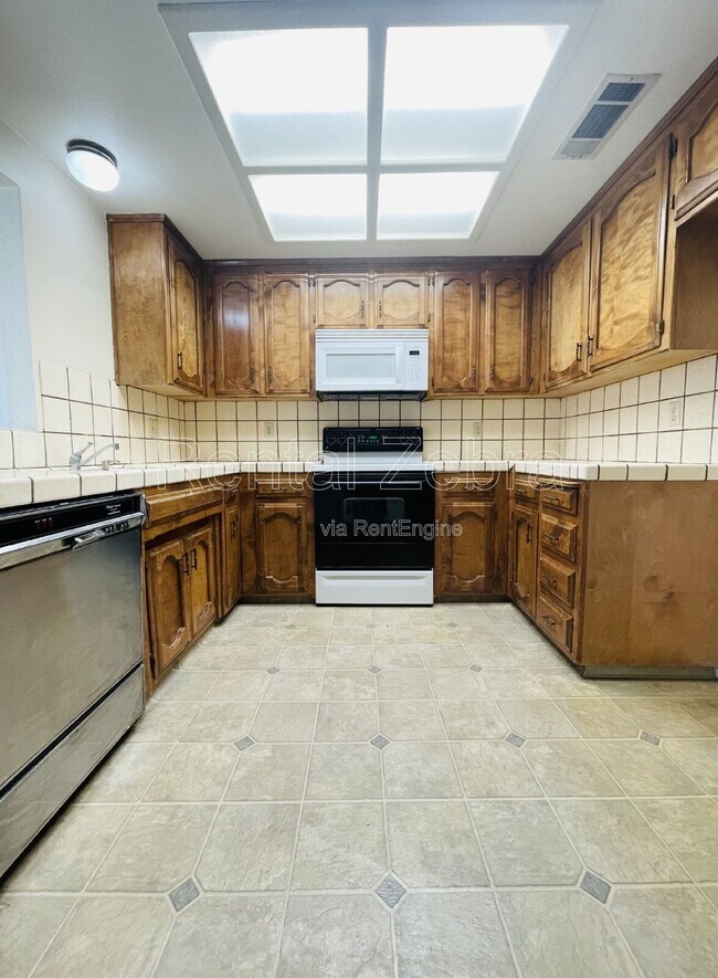 Photo - 3068 Colony Park Dr