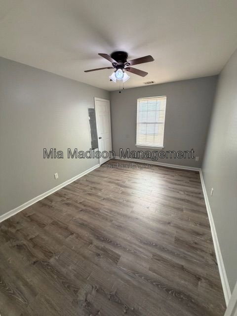 319 W 31st St