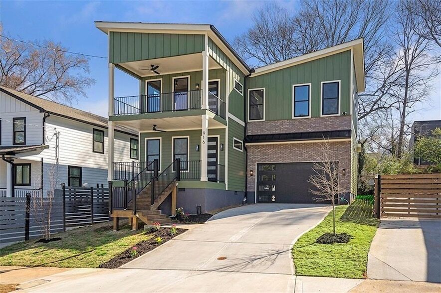 Photo - 916 Ira St SW