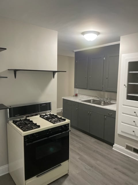 Building Photo - 1360 S Arch Ave Unit 2