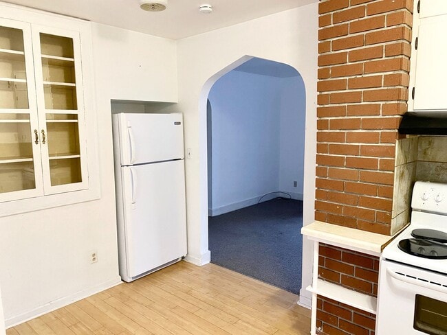 Photo - 1 bedroom home w/ fenced in yard