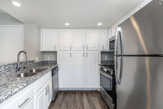 StoneCreek Apartment Homes