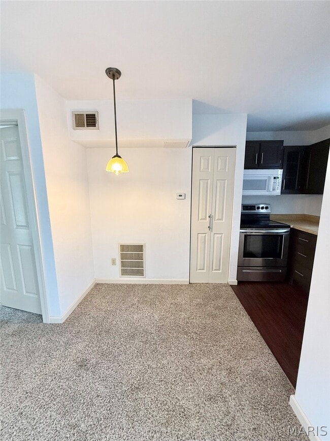 114 Ashley Dr