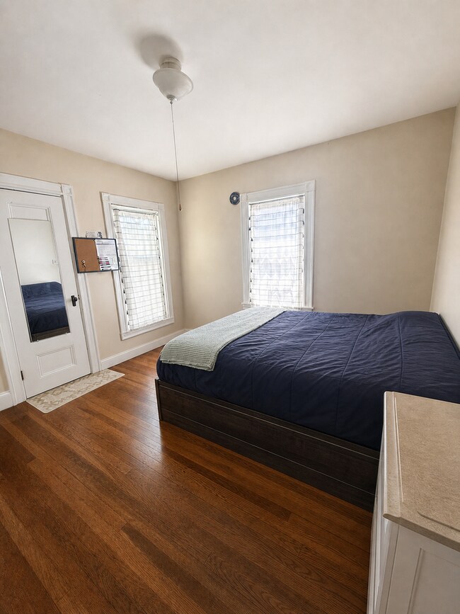 27 Mansfield St