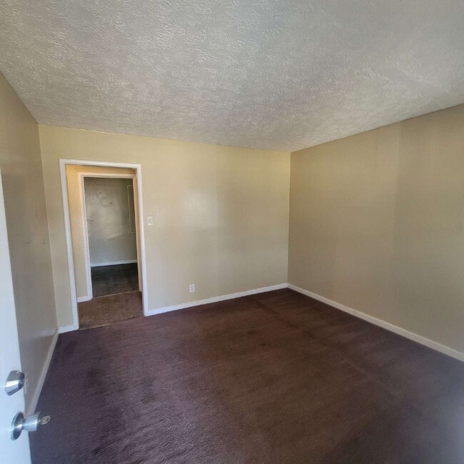 Photo - West Indy 4BR House for Lease, Airport Nearby!